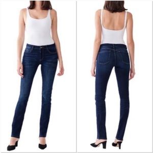 DL1961 Coco Curvy Straight Dark Wash Jean